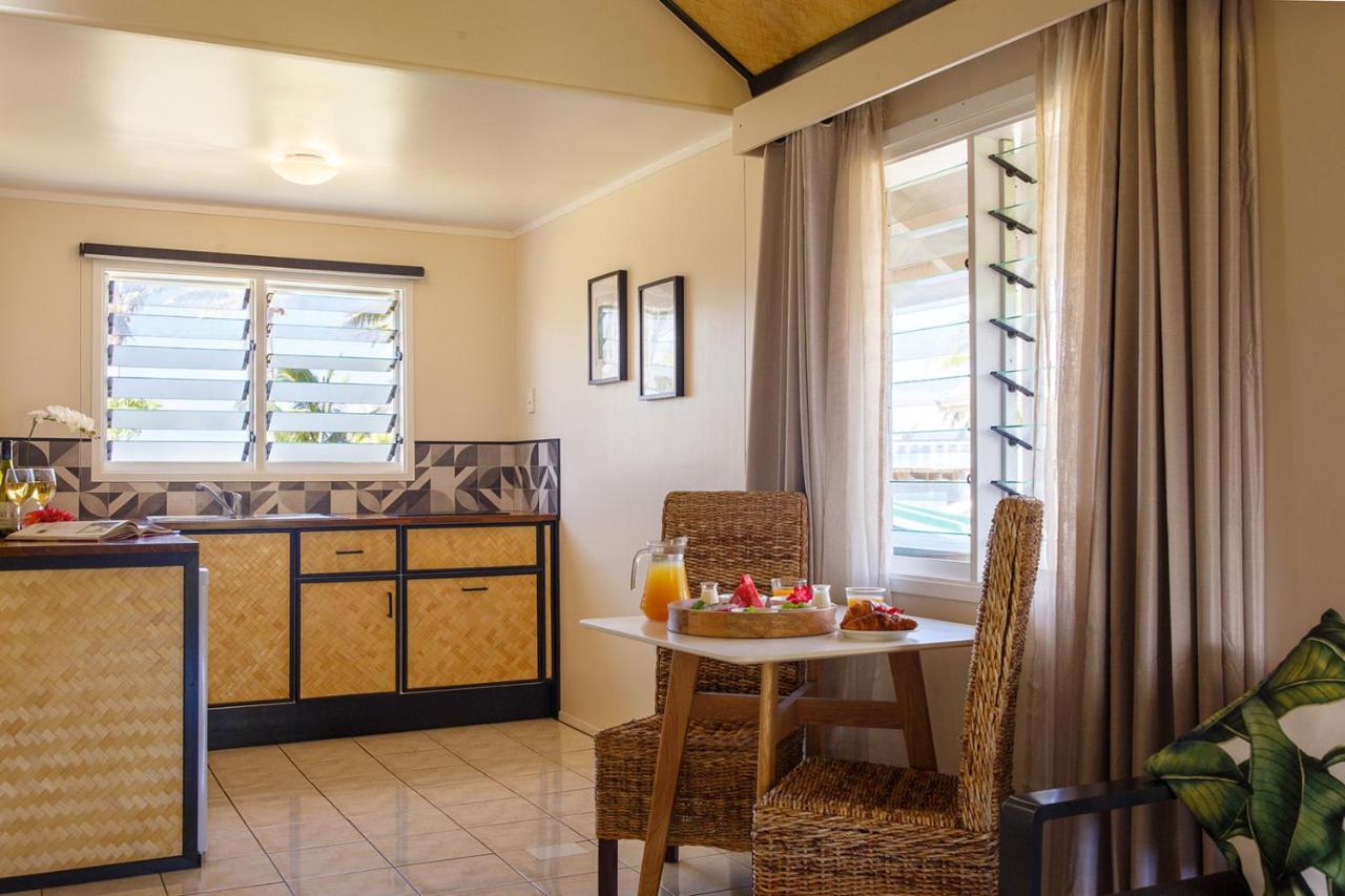 Tai Roto Bay Hotel Arutanga Kültér fotó